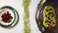 Weiße Schokolade - Matcha Walderdbeere